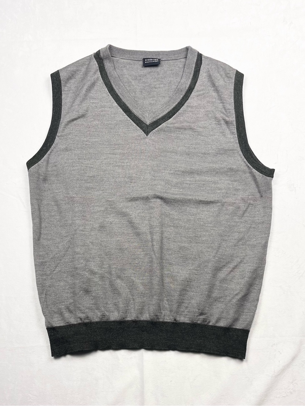 Hörst Düsseldorf Grey 60%Merino Wool Blend V-Neck Sweater Vest Preppy Size XL